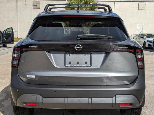 Gun Metall 2027 Nissan Kicks SV