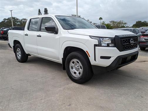 2022 Nissan Frontier S