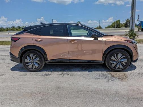 2025 Nissan ARIYA PLATINUM+