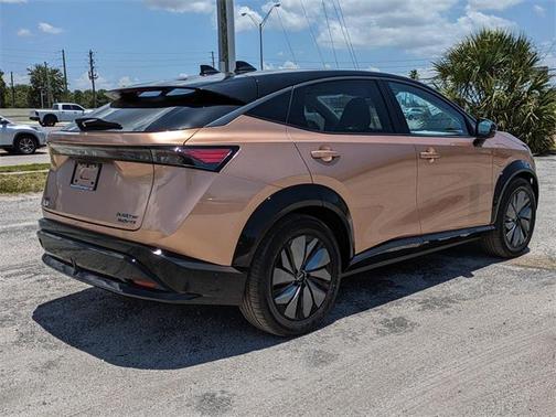 2025 Nissan ARIYA PLATINUM+