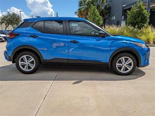 2024 Nissan Kicks S
