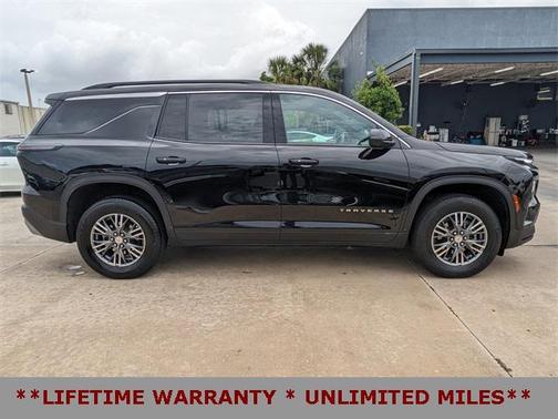 2024 Chevrolet Traverse LT