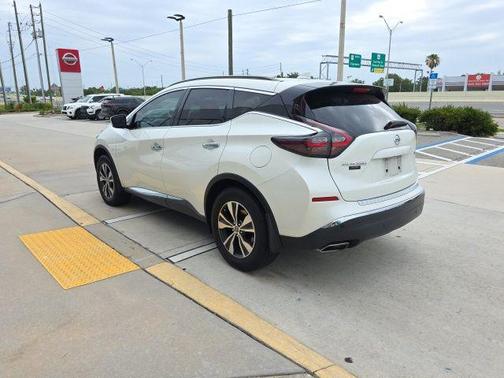 Pearl White Tricoat 2021 Nissan Murano SV FWD