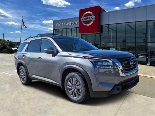 2025 Nissan Pathfinder SV FWD