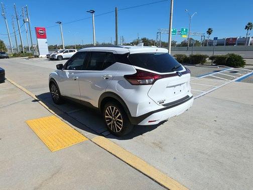 2021 Nissan Kicks SV