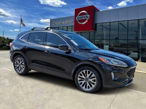 2020 Ford Escape Titanium