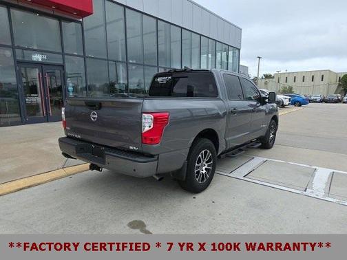 2023 Nissan Titan SV