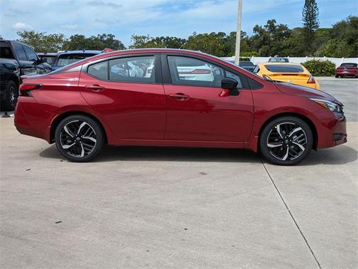 2025 Nissan Versa 1.6 S