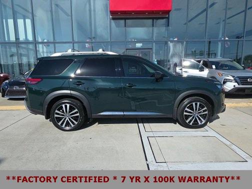 2024 Nissan Pathfinder Platinum FWD
