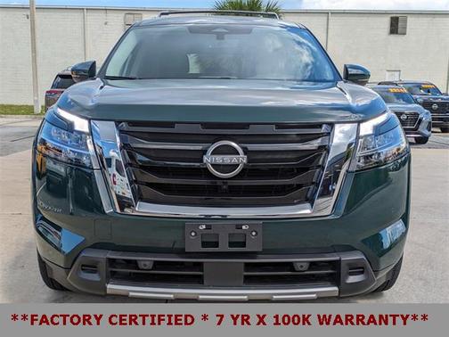 2024 Nissan Pathfinder Platinum FWD