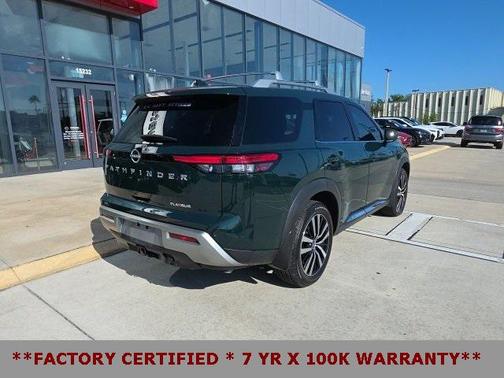 2024 Nissan Pathfinder Platinum FWD