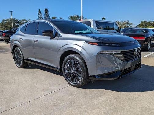Gun Metallic 2026 Nissan Murano Platinum