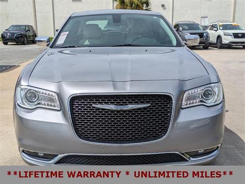 2017 Chrysler 300C Base