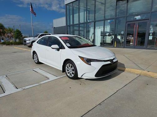 Ice Cap 2025 Toyota Corolla LE