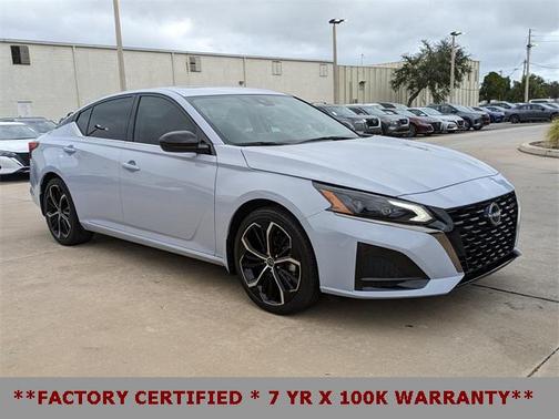 2024 Nissan Altima SR FWD