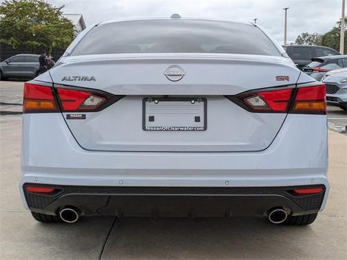 2024 Nissan Altima SR FWD