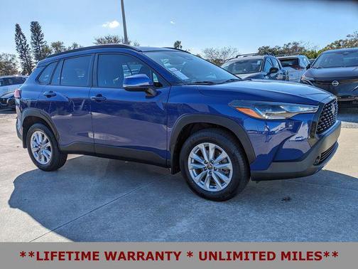 2024 Toyota Corolla Cross LE