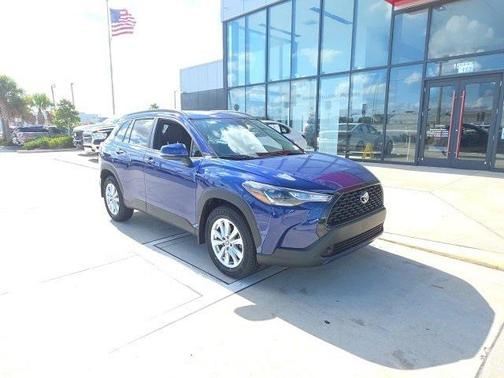 2024 Toyota Corolla Cross LE