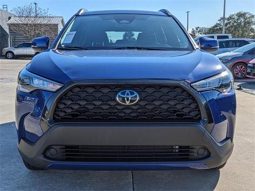 2024 Toyota Corolla Cross LE