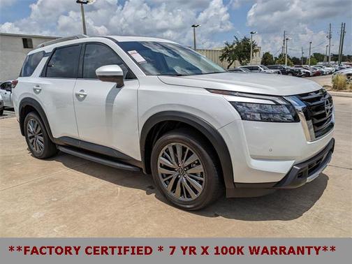 2025 Nissan Pathfinder SL FWD
