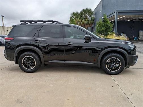 2024 Nissan Pathfinder Rock Creek 4WD