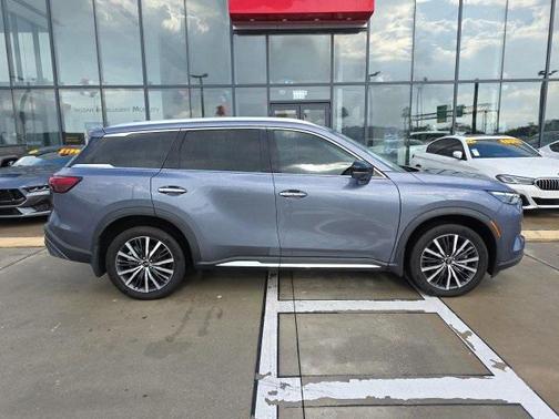 2023 INFINITI QX60 SENSORY