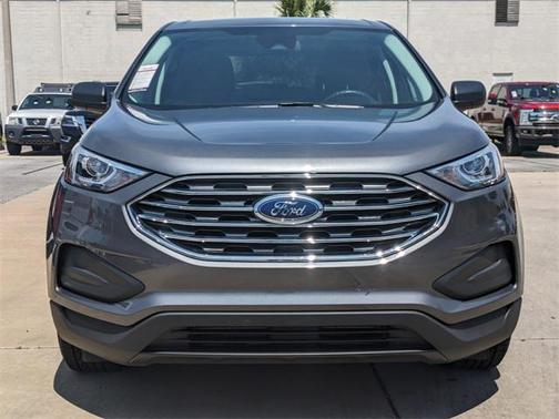 2021 Ford Edge SE