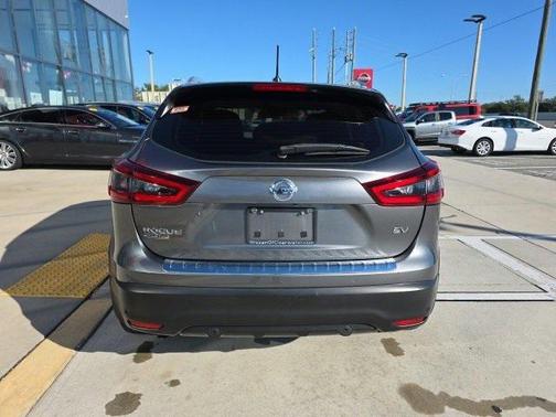 2022 Nissan Rogue Sport SV