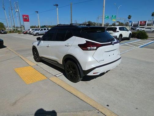 2024 Nissan Kicks SR