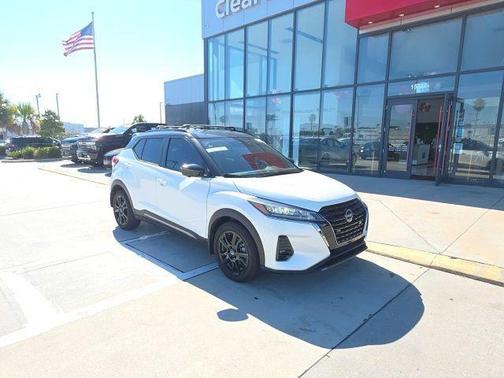 2024 Nissan Kicks SR