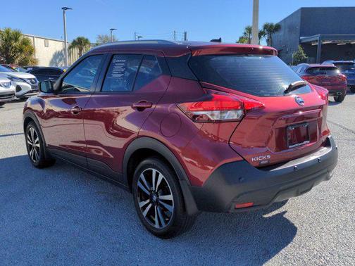 2020 Nissan Kicks SV