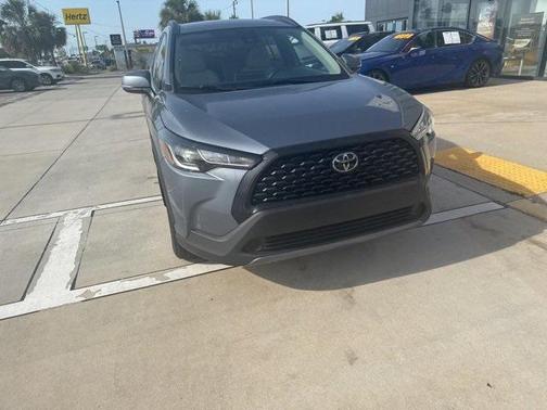 2022 Toyota Corolla Cross LE