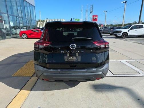 2021 Nissan Rogue S