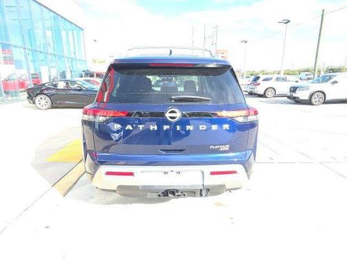 2025 Nissan Pathfinder Platinum 4WD