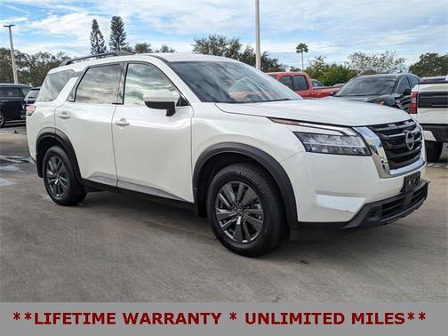 2022 Nissan Pathfinder SV 4WD