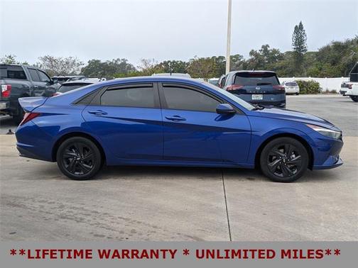 2021 Hyundai ELANTRA SEL