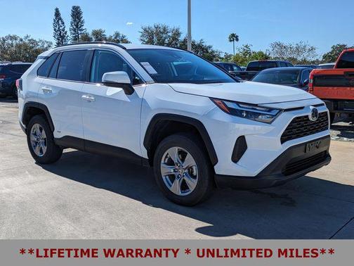 2024 Toyota RAV4 Hybrid XLE