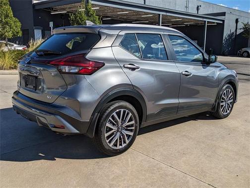 2021 Nissan Kicks SV