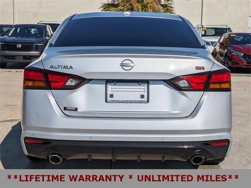 2023 Nissan Altima SR FWD
