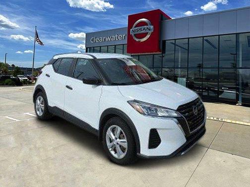 2021 Nissan Kicks S
