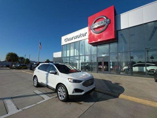 2020 Ford Edge Titanium