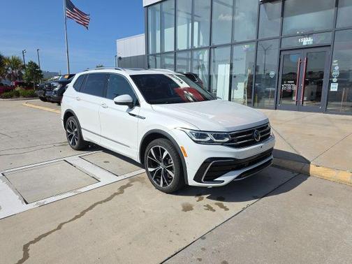 2023 Volkswagen Tiguan 2.0T SEL R-Line 4MOTION