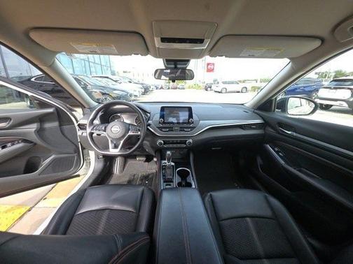 2023 Nissan Altima SR Intelligent AWD