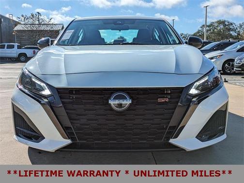 2023 Nissan Altima SR Intelligent AWD