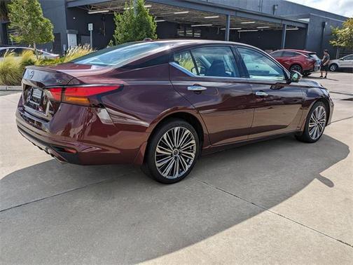 2024 Nissan Altima 2.5 SL