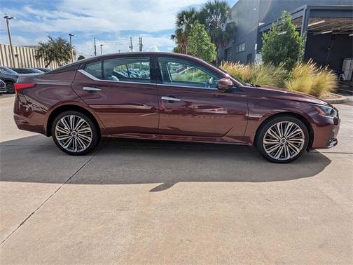 2024 Nissan Altima 2.5 SL