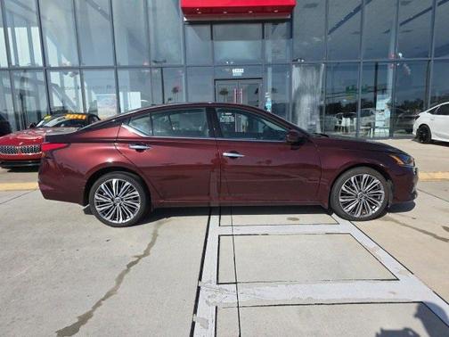 2024 Nissan Altima 2.5 SL