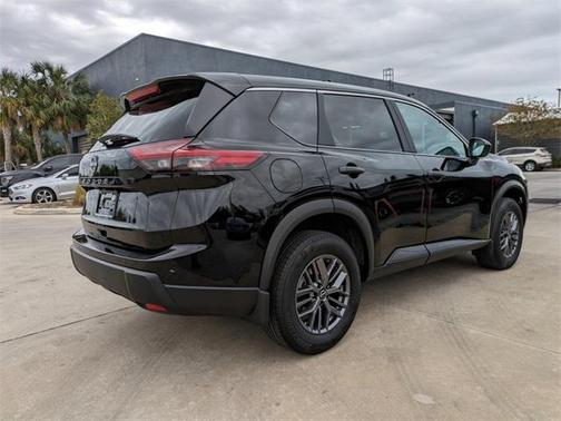 2025 Nissan Rogue S