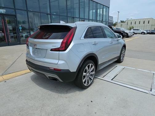 2019 Cadillac XT4 Premium Luxury