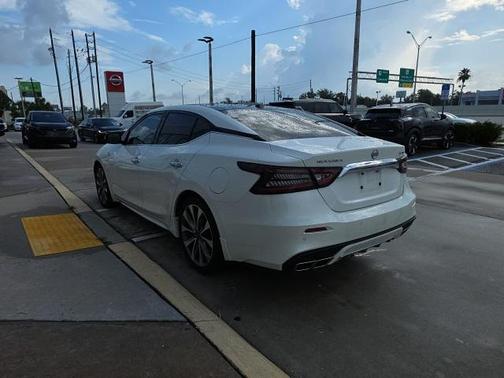 2023 Nissan Maxima SR Xtronic CVT